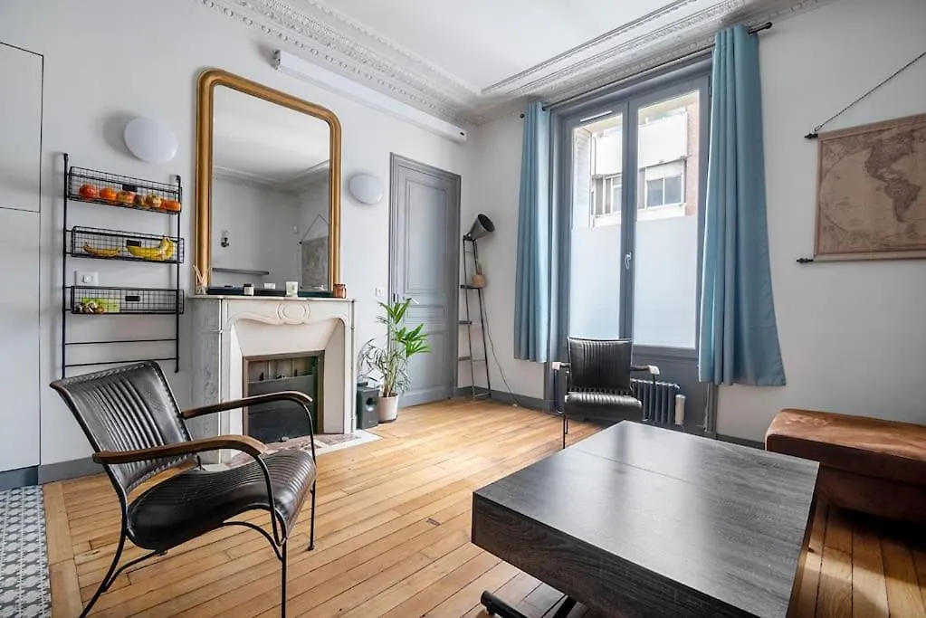 Apartment Near Eiffel Tower Olympic Games Tickets Paris